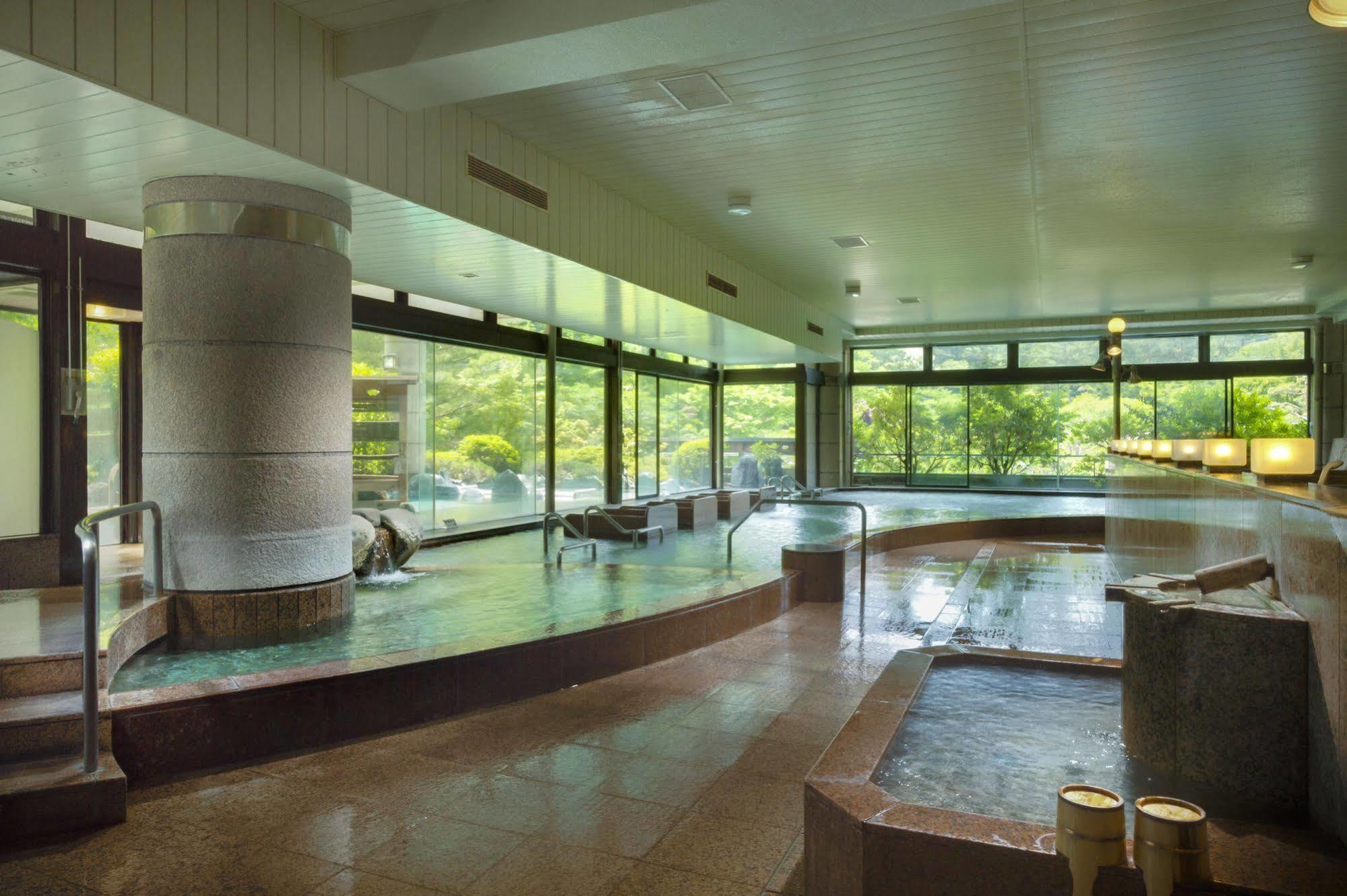 Готель Fujisan Onsen Bessho Sasa Фудзі-Йосіда Екстер'єр фото